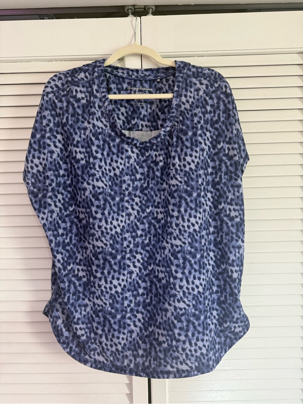 Tommy Bahama Navy and Light Blue Leopard Print Short Sleeve Top